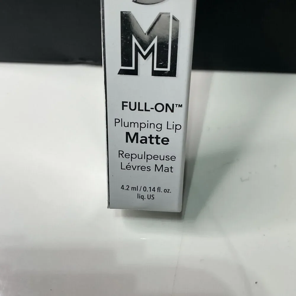 Buxom Full-On Plumping Lip Matte In Catching Rays 4.2ml Made In Italy
